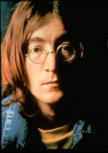 ¡El 85 aniversario del nacimiento de John Lennon!