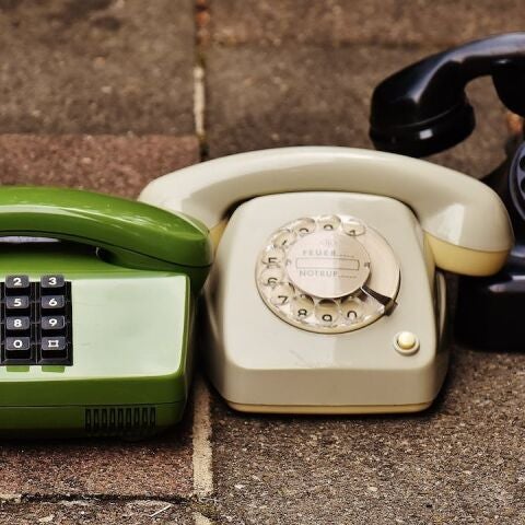 Imágenes de archivo de teléfonos antiguos